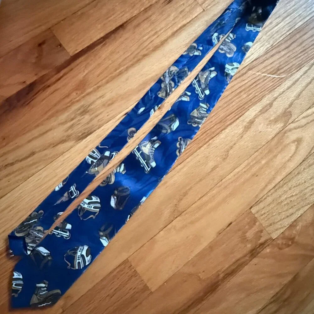 Jordache Concepts Tie ~ Rollerblade & Helmets